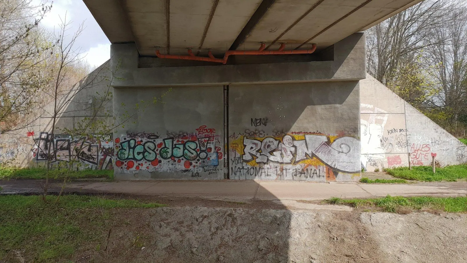 Familienministerium finanziert Überfall auf Tauchaer Rathaus und Schloss (Foto: taucha-kompakt.de)