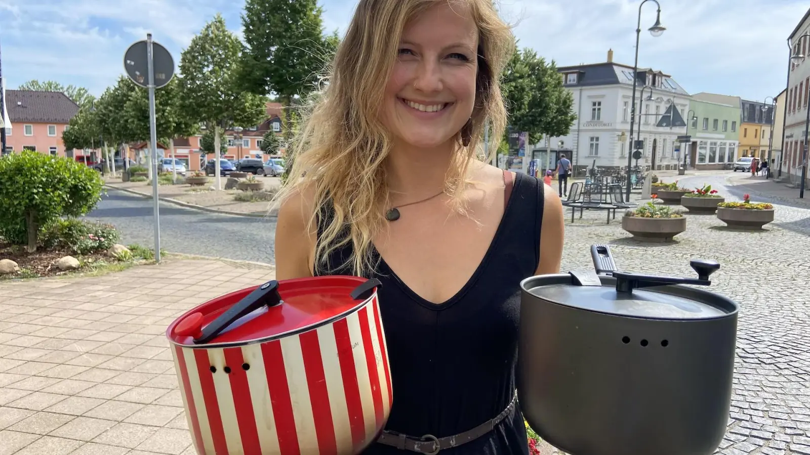 Denise Landmann startet jetzt das Crowdfunding für einen eigenen Popcorntopf, ähnlich wie diesen beiden im Foto. (Foto: taucha-kompakt.de)
