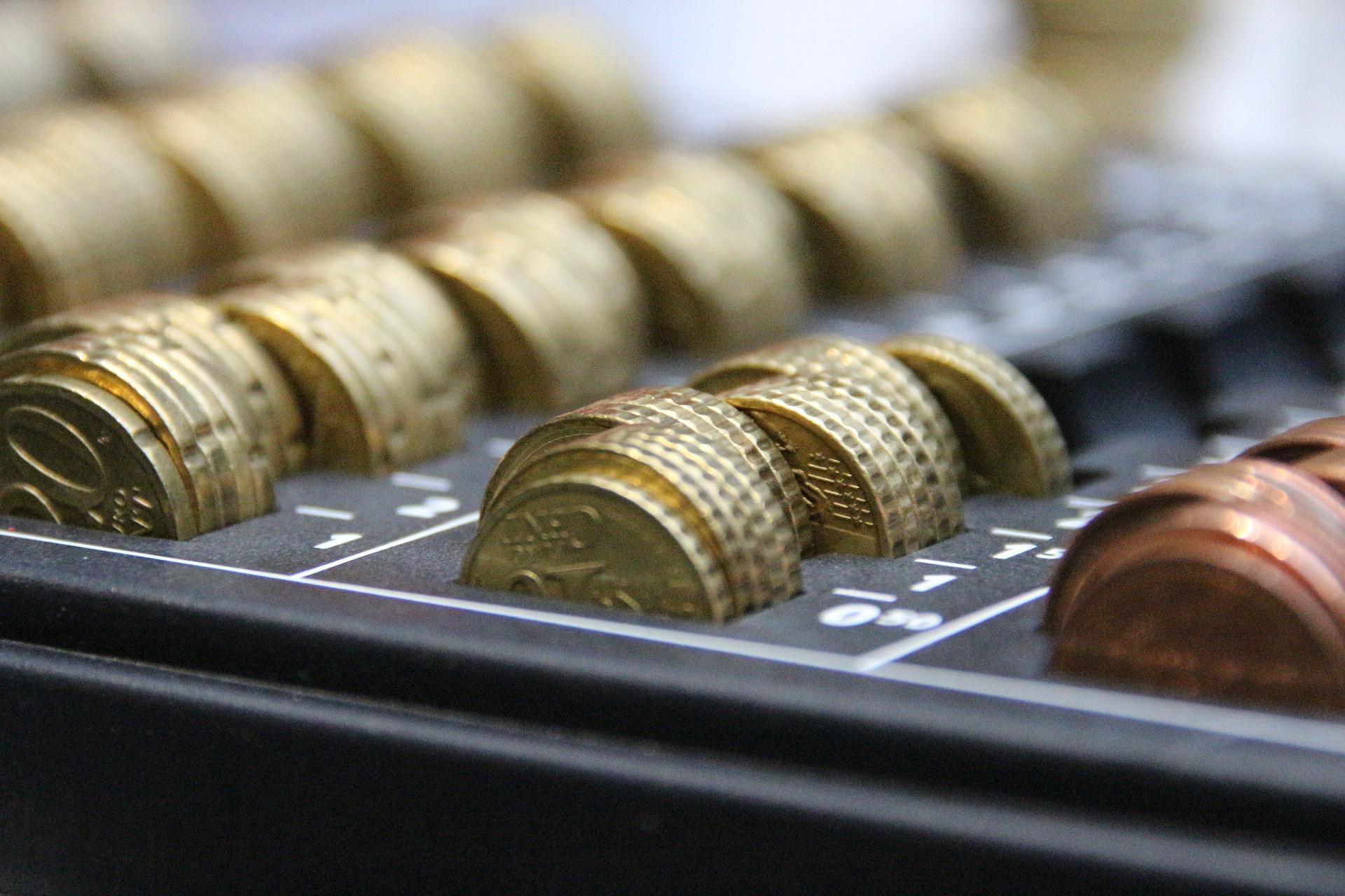 Bargeld funktioniert im Internet nicht... (Foto: Pixabay)