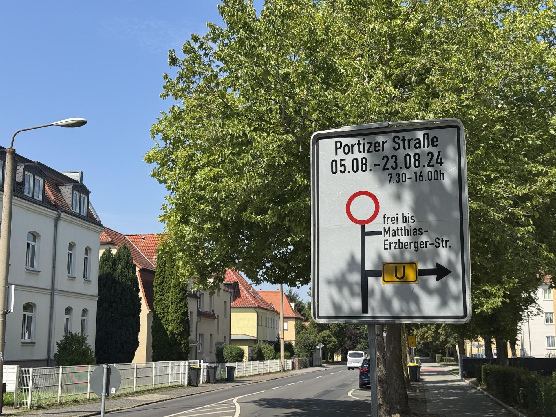 Der Kreisverkehr in der Portitzer Straße (mit tz) wird ab Montag teilweise gesperrt. (Foto: Daniel Große)