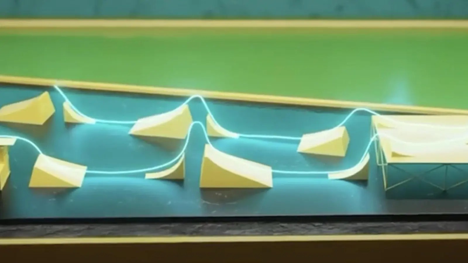 So stellen sich die Mimo Trails ihre neue Strecke vor: Als Startturm sollen Seecontainer fungieren, danach geht es auf einen hohen Sprung, auf eine Plattform und dann zurück über weitere Sprünge. (Screenshot: Mimo Trails)