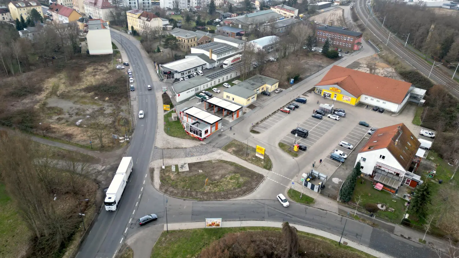 Kreuzung Graßdorfer Straße / B87 in Taucha (Foto: taucha-kompakt.de)