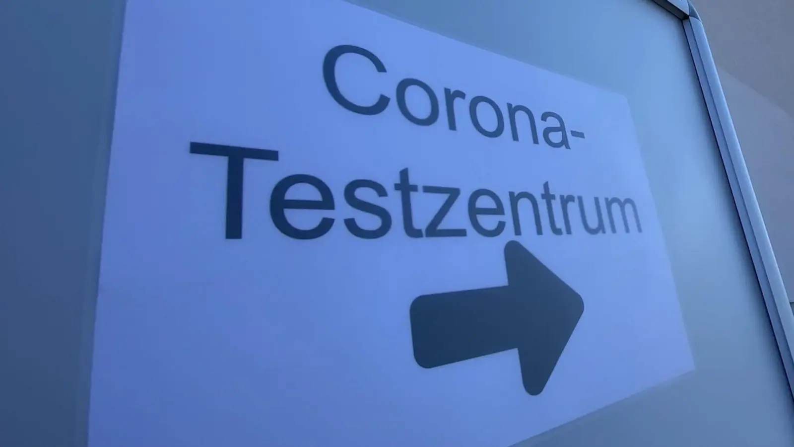 Corona-Testzentrum ist diese Woche in der Jubisch-Turnhalle untergebracht (Foto: taucha-kompakt.de)