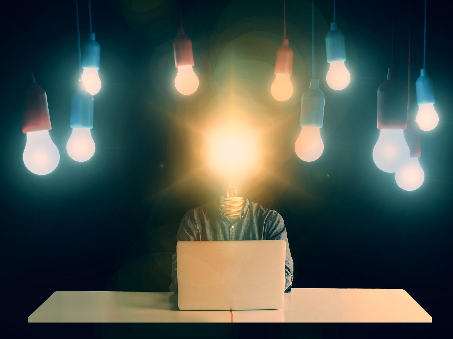 Wer viele Ideen hat, kann auch erfolgreich gründen. (Symbolbild: Pixabay)