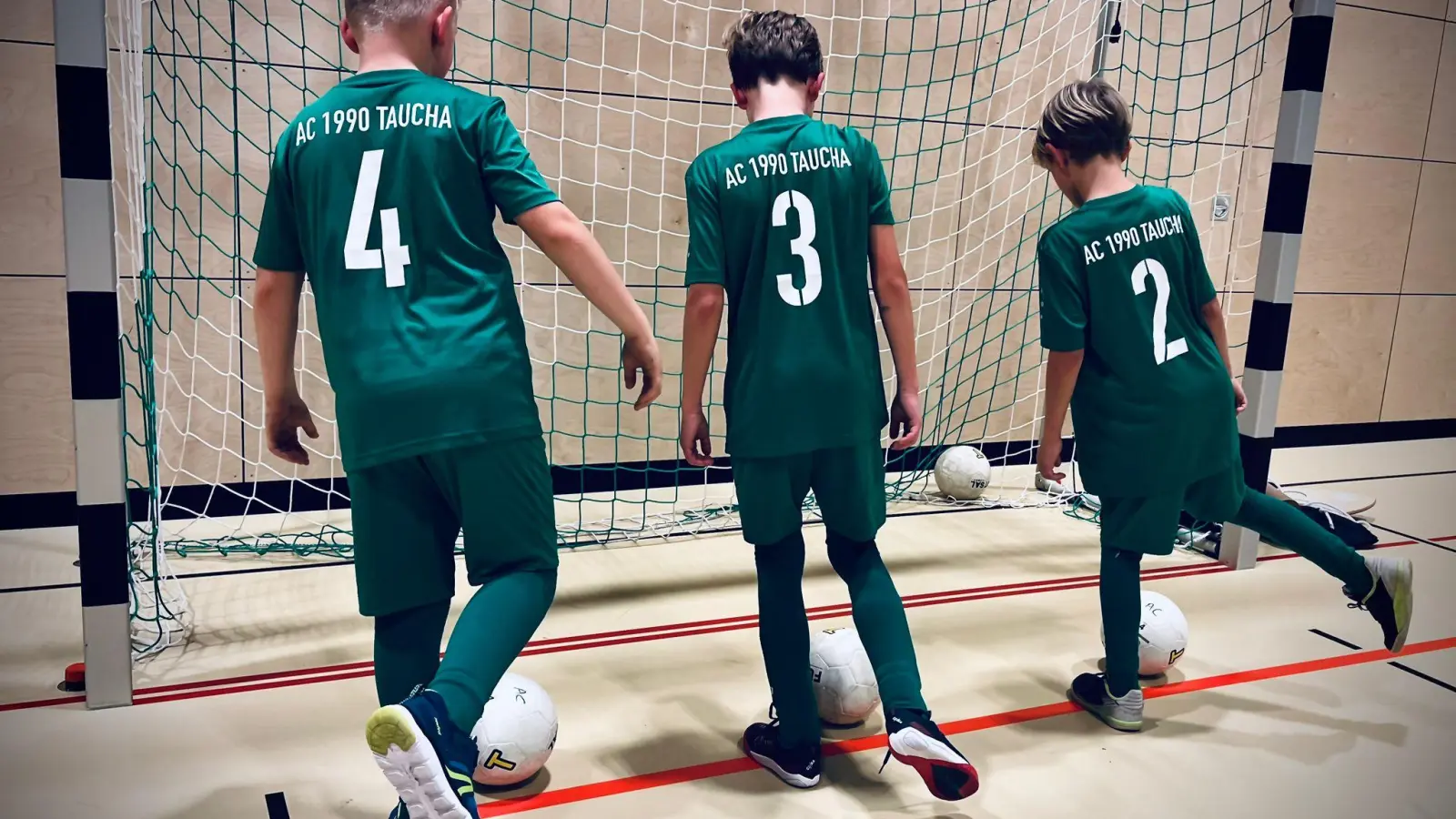 Konzentration vor dem Spiel - und dem ersten Weihnachtsturnier des AV 1990 Taucha. (Foto: AC 1990 Taucha e.V.)