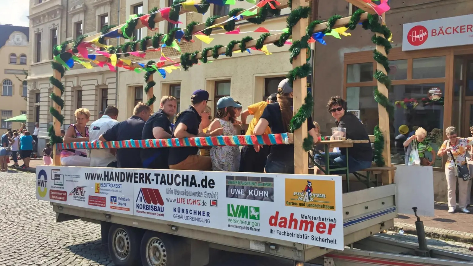 Einer der Höhepunkte des Tauchschen: der Festumzug am Sonntag. (Foto: taucha-kompakt.de)