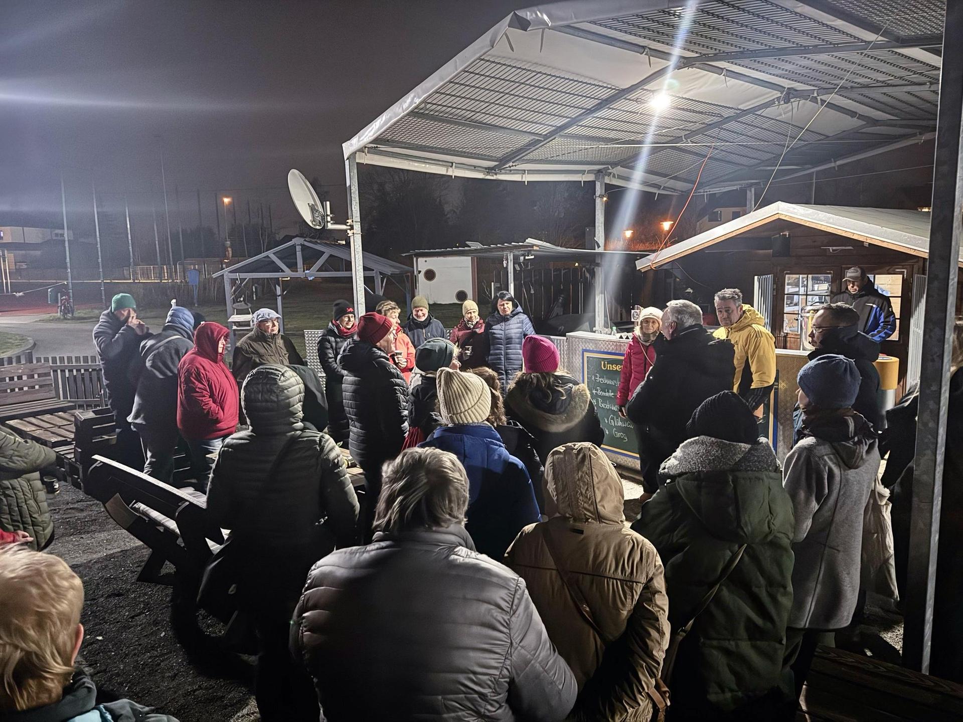Das Vereinstreffen fand am Grillplatz der „3. Halbzeit” statt. (Foto: Daniel Große)