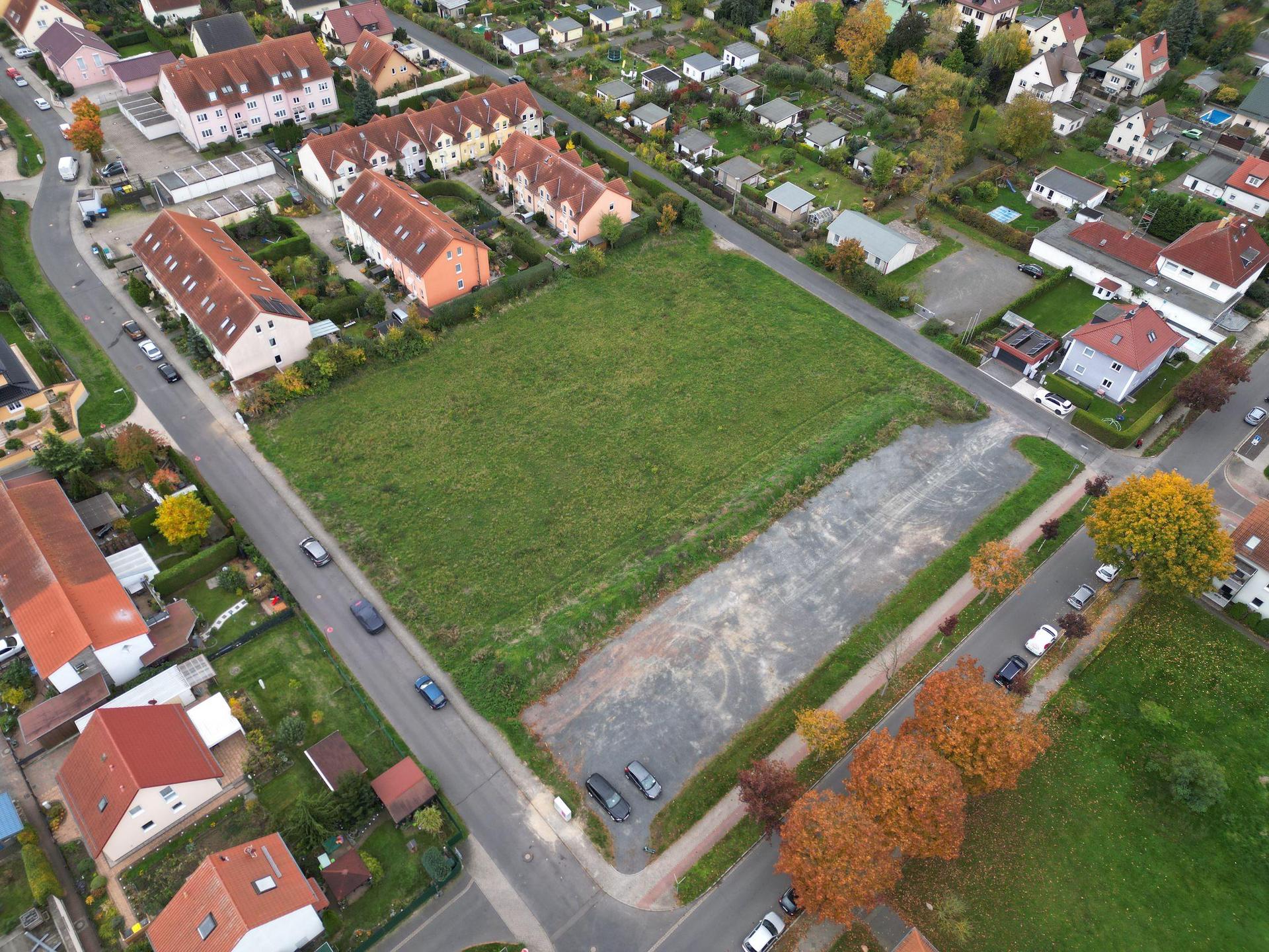Auf dieser letzten Freifläche an der Klebendorfer Straße soll das Projekt realisiert werden (Foto: Daniel Große)