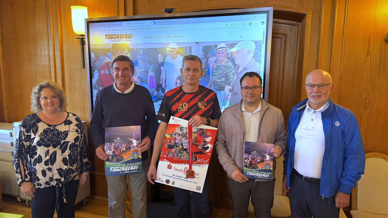 Freuen sich auf den Tauchscher: Organisator Bernd Hochmuth, Bürgermeister Tobias Meier, Uwe Kleine vom LC Taucha, Reinhard Müller, Vorsitzender des Heimatvereins und Cornelia Czeczlinski, Schatzmeisterin des Heimatvereins. (Foto: Daniel Große)