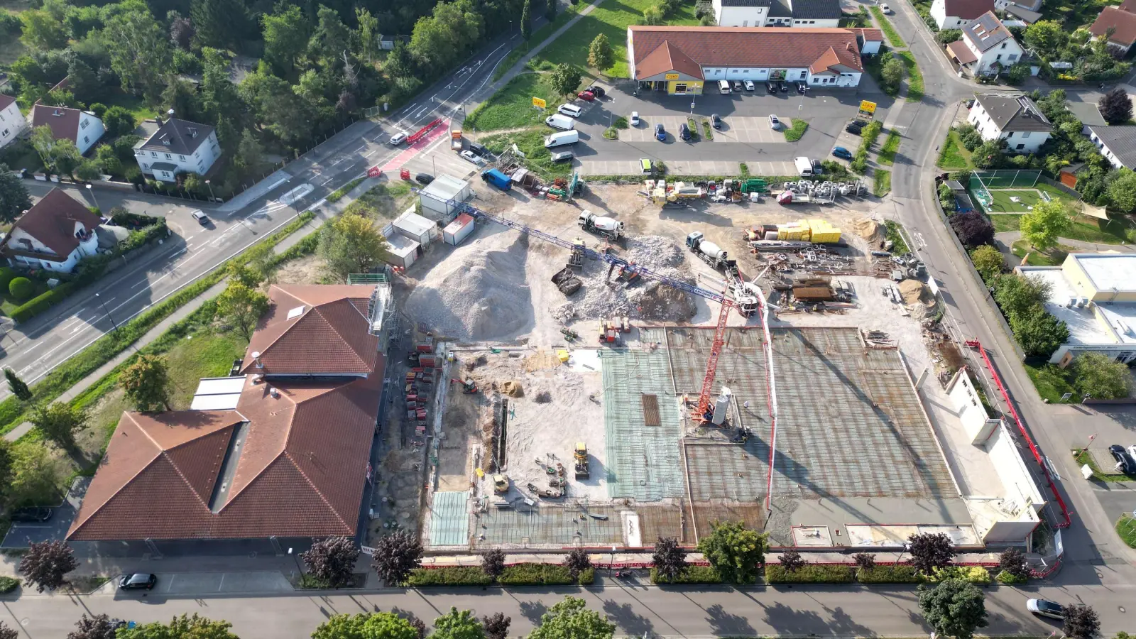 Die REWE-Großbaustelle an der Klebendorfer Straße. (Foto: Daniel Große)