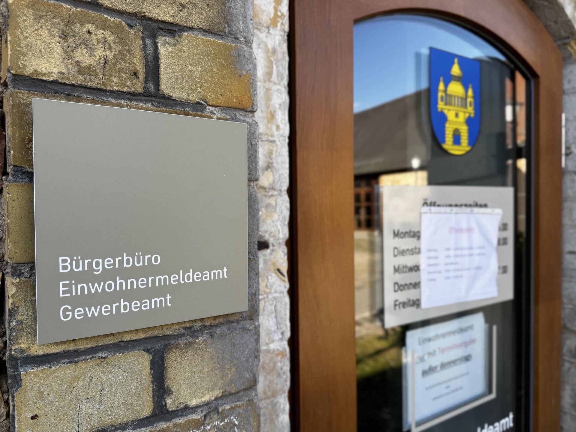 Das Einwohnermeldeamt befindet sich im Schloss Taucha. (Foto: Daniel Große)