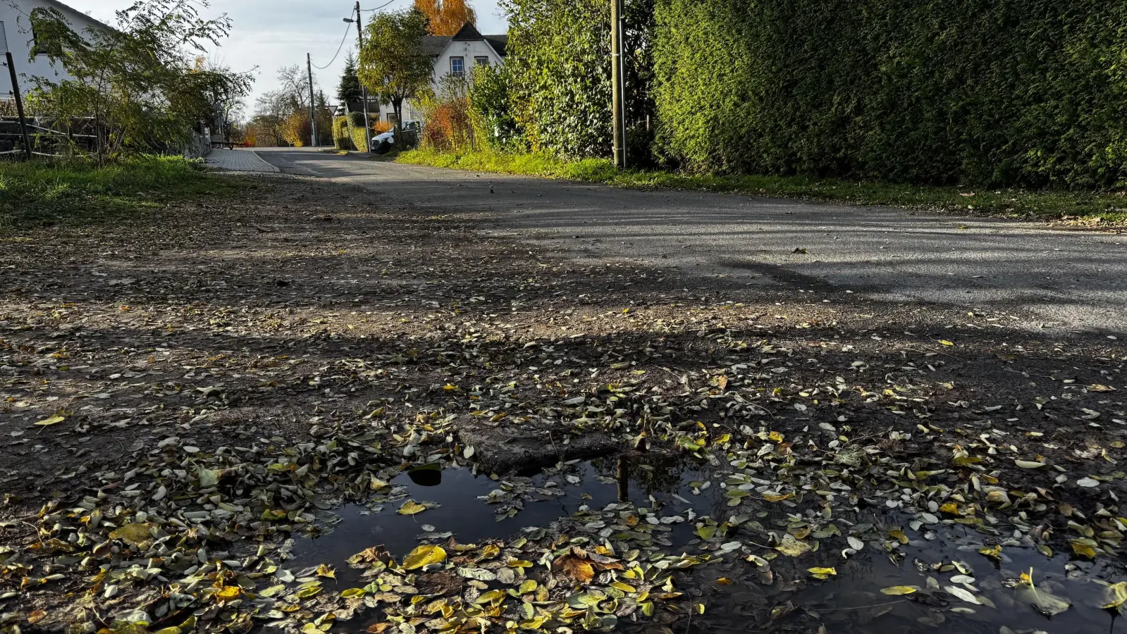 Auch die Alte Salzstraße soll in Richtung Fahrradweg ausgebaut werden. (Foto: Daniel Große)