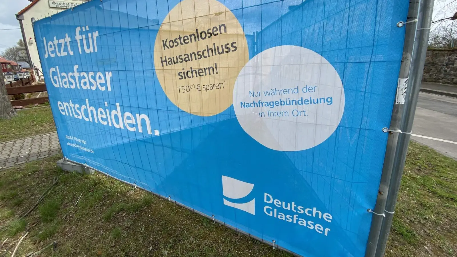 80 Verträge fehlen - Deutsche Glasfaser geht in die Verlängerung (Foto: taucha-kompakt.de)