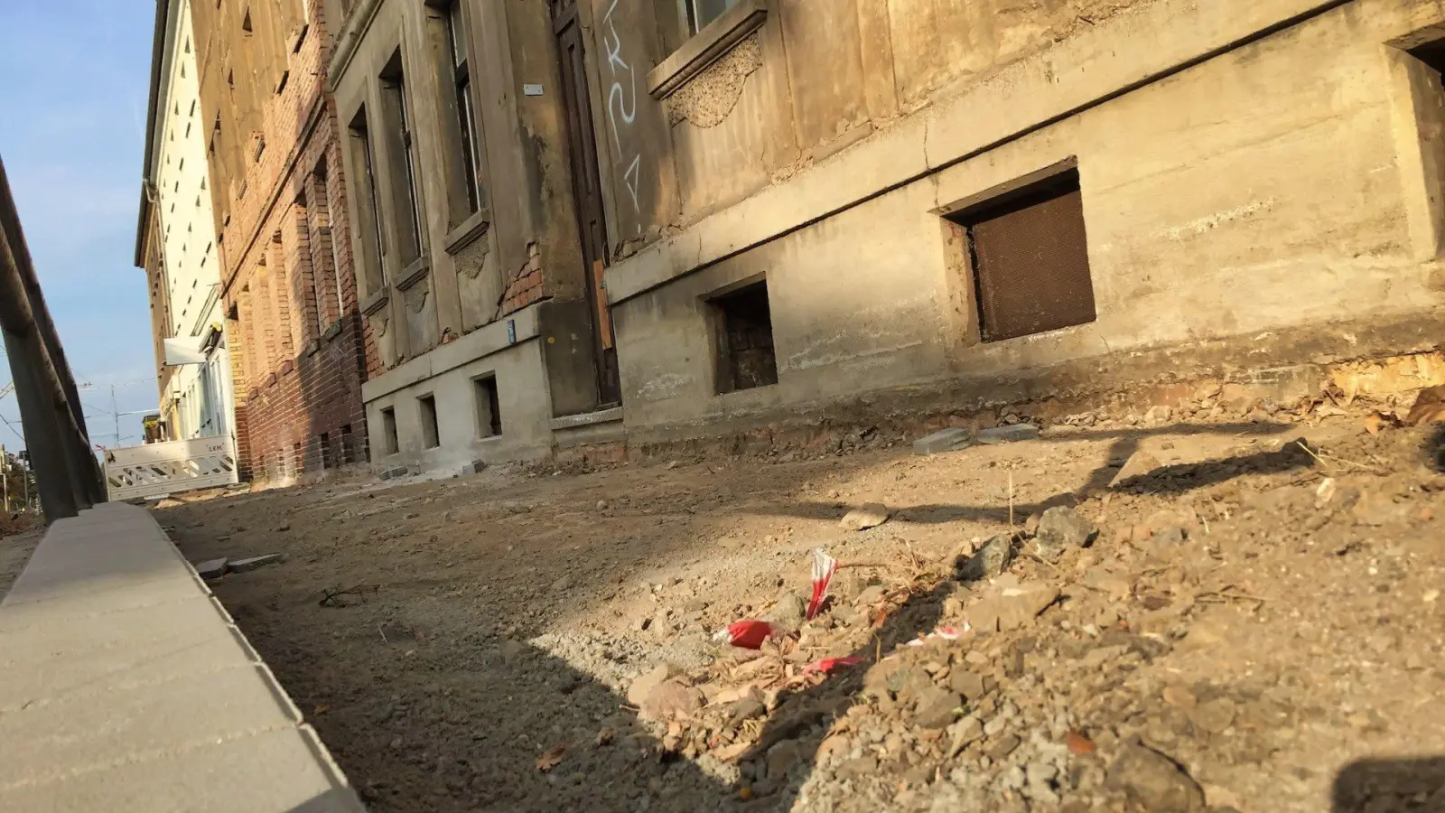 Fußwegsanierung in Taucha ist gestartet (Foto: taucha-kompakt.de)