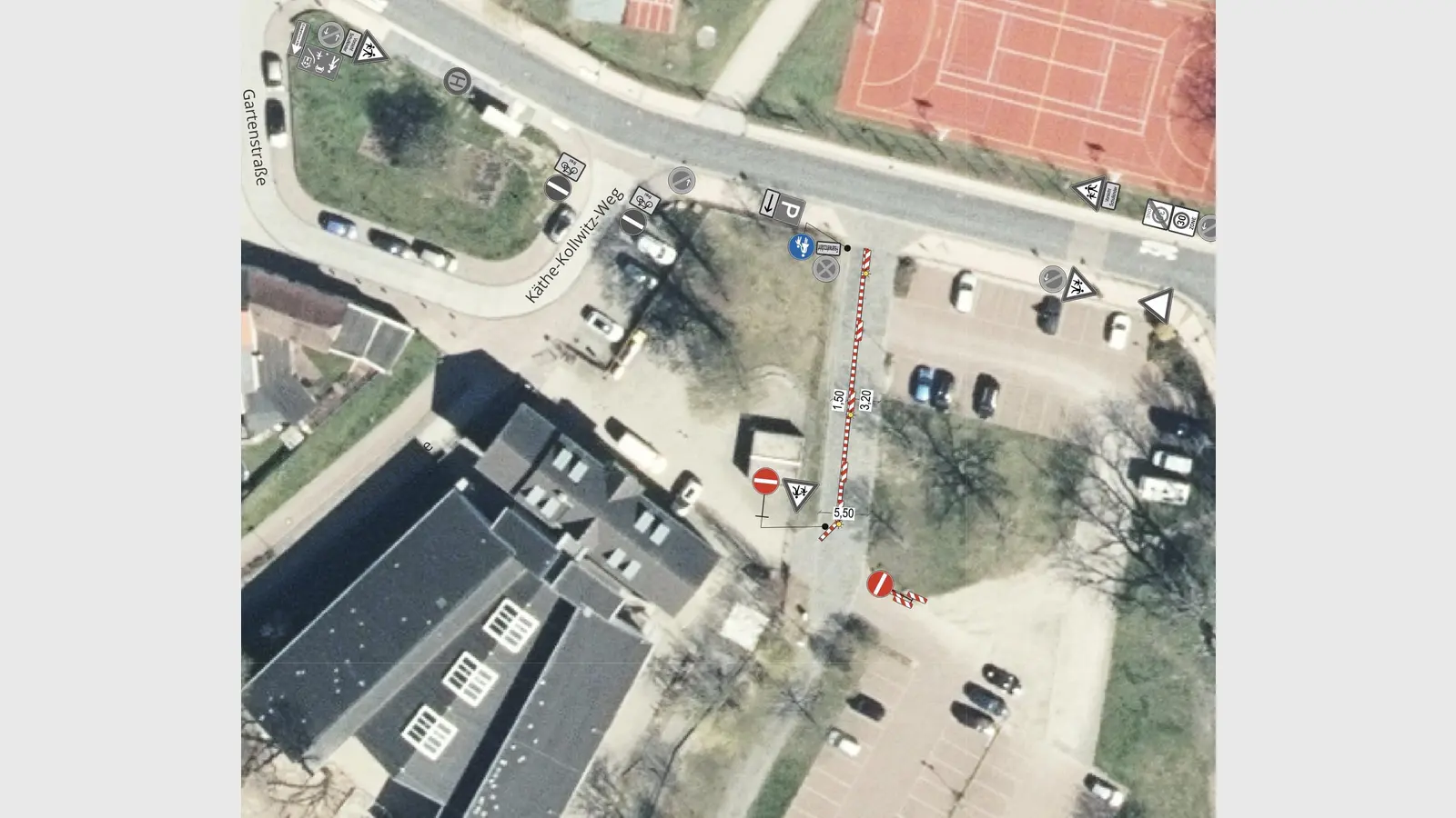 Verkehrszeichenplan der veränderten Parkplatz-Zufahrt an der Grundschule Am Park (Foto: Wranik Verkehrsleittechnik für Stadtverwaltung Taucha)