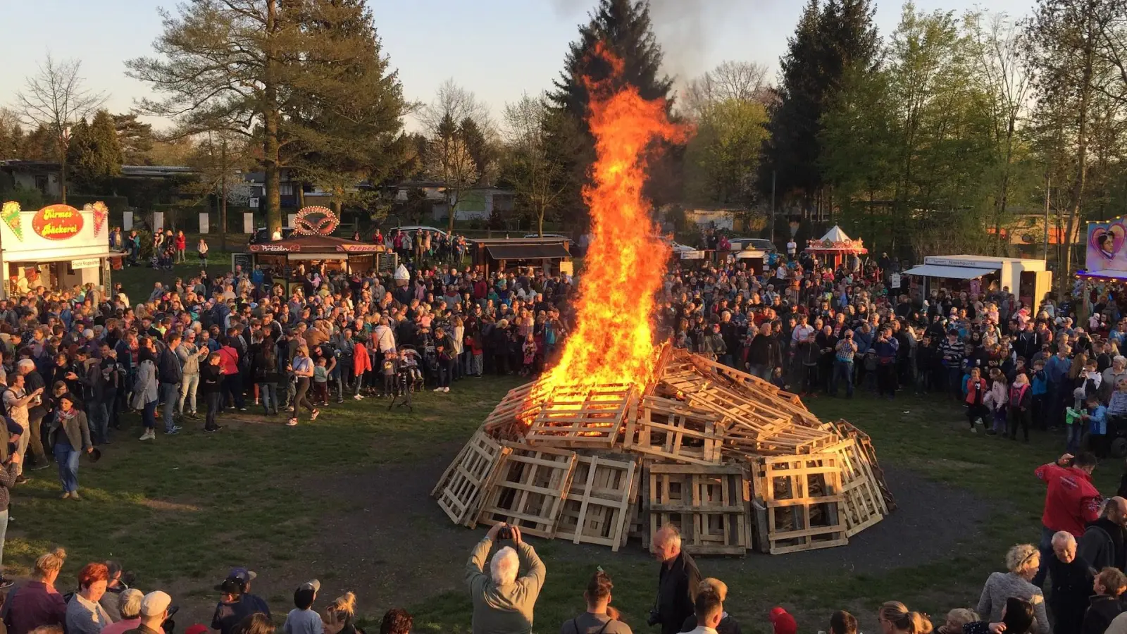Das letzte Osterfeuer fand in Taucha 2019 statt. (Foto: taucha-kompakt.de)