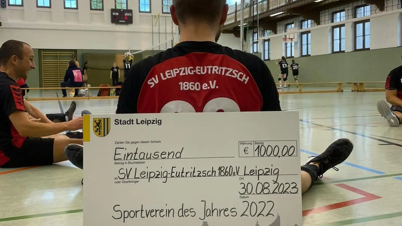 Für das jahrelange soziale Engagement erhielt der SV Leipzig-Eutritzsch im vergangenen Jahr von der Stadt Leipzig die Auszeichnung „Sportverein des Jahres”. Foto: Verein (Foto: taucha-kompakt.de)