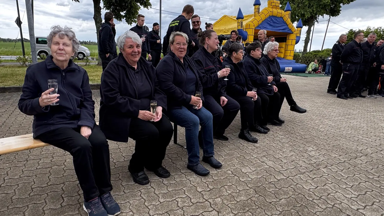 Die Frauenabteilung wurde besonders geehrt. (Foto: Daniel Große)