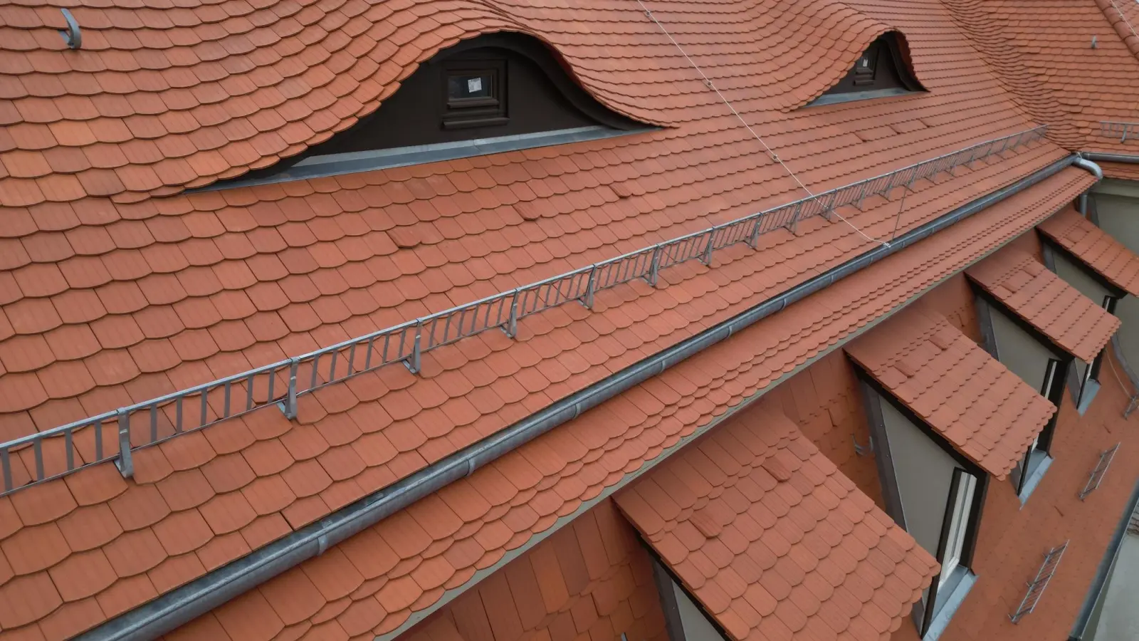 Detail der aufwändigen Dacheindeckung. (Foto: Daniel Große)