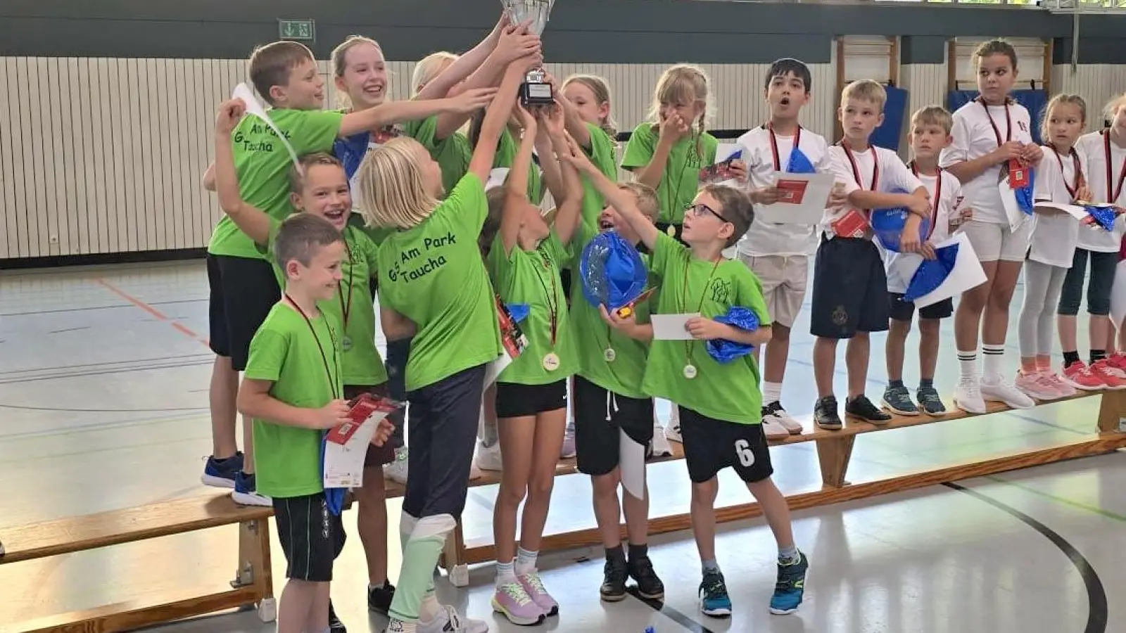 Die Grundschule am Park gewann den Grundschul-Cup 2025. (Foto: LC Taucha e.V.)