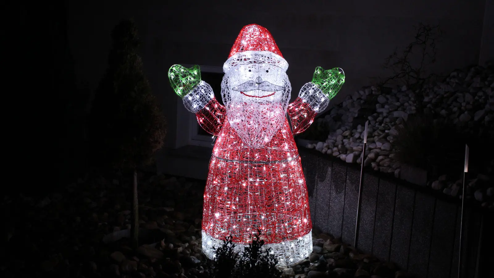 leuchtender Weihnachtsmann (Foto: taucha-kompakt.de)