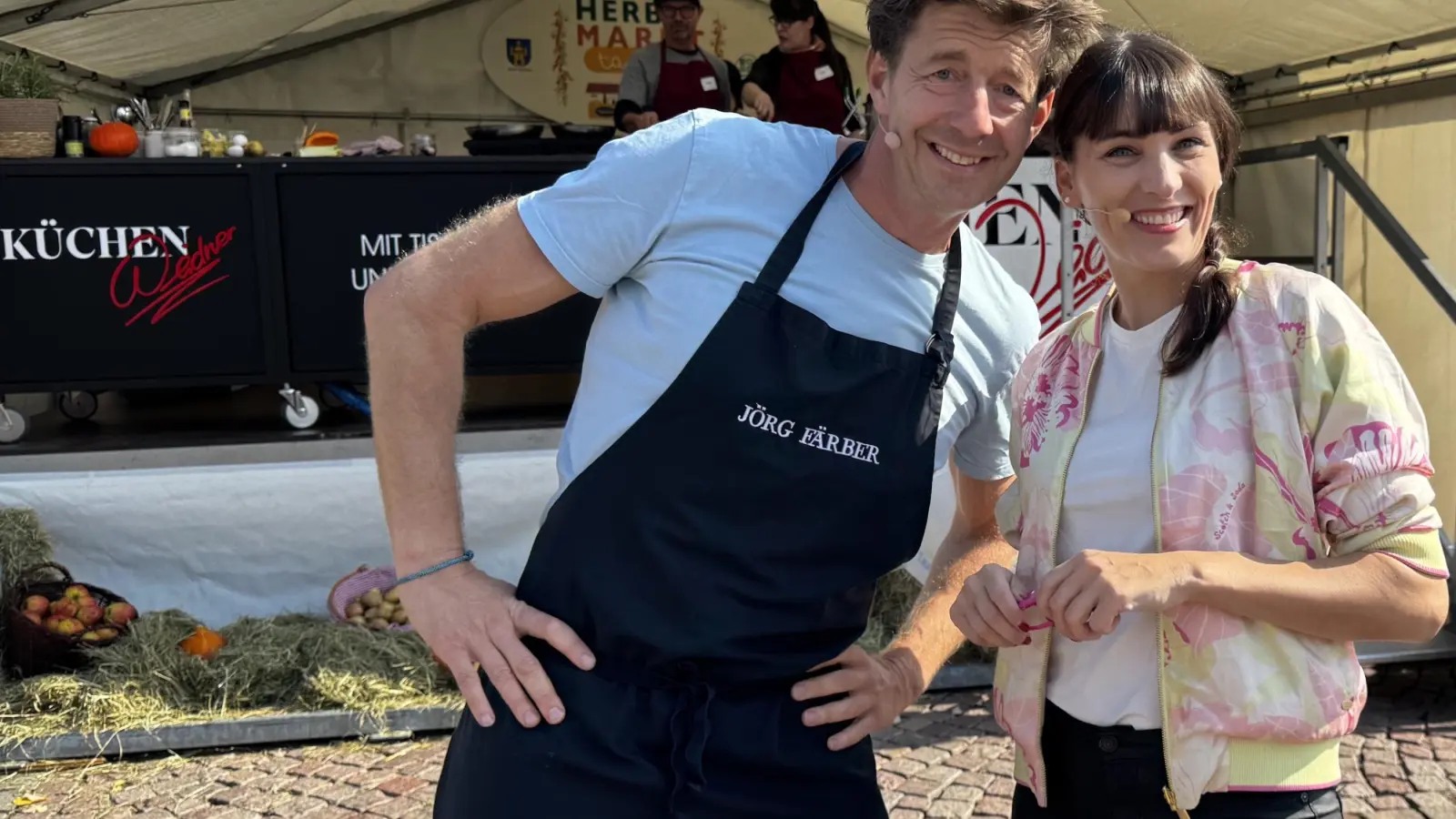 Autorin und Dialektfluencerin Kristina vom Dorf mit Koch und Buchautor Jörg Färber. (Foto: Daniel Große)